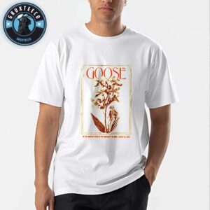 Goose In The Hancher Green At The Univercity  Of Lowa  On August 28 2025 Unisex T-Shirt
