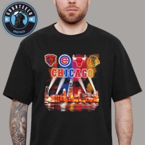 Chicago Sports City Skyline Bears Cubs Bulls Blackhawks Unisex T-Shirt